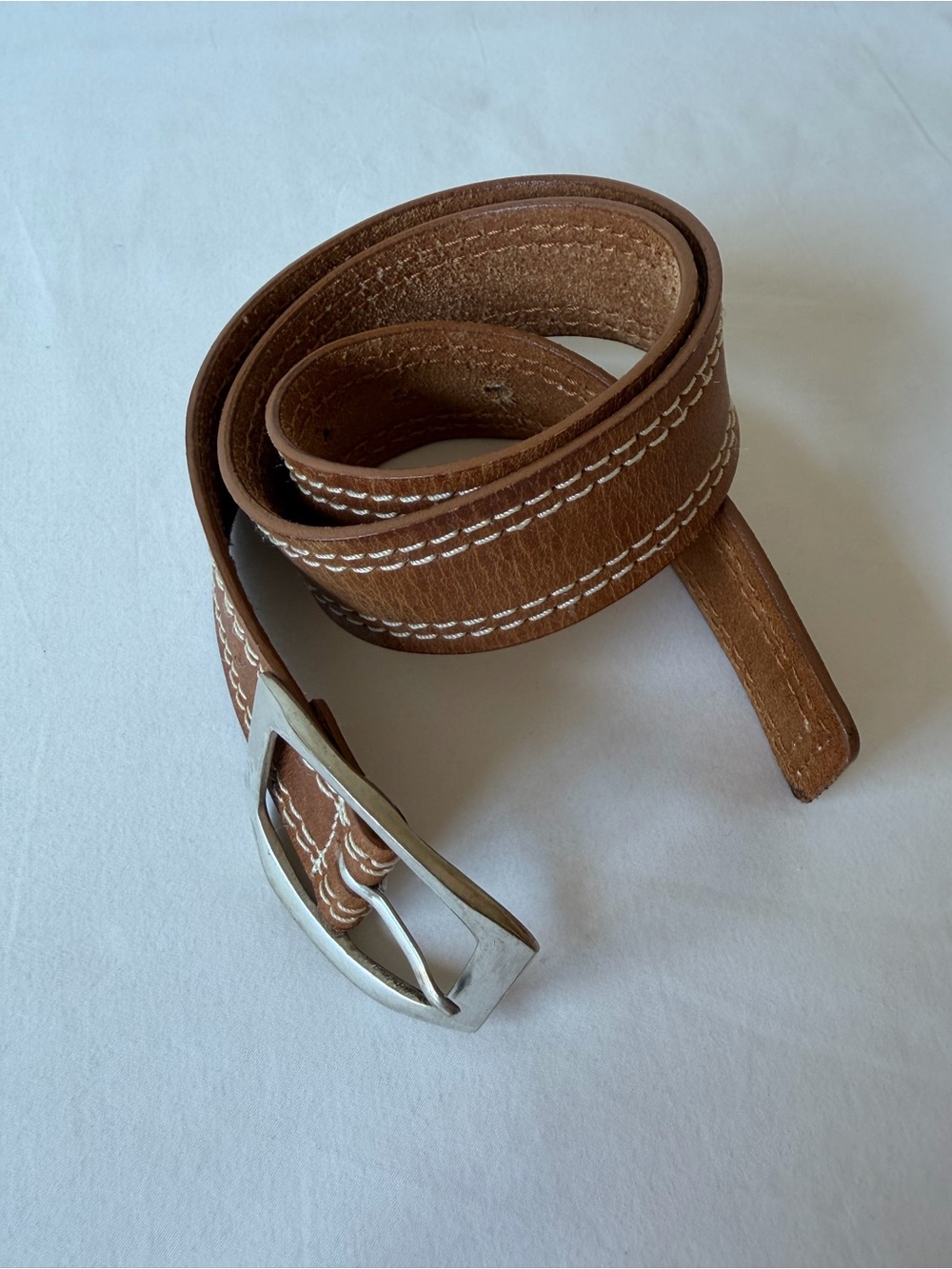Brown Genuine Leather Belt w/ White Stitching Women’s Size Medium